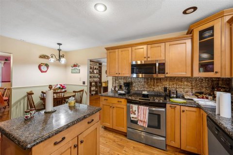 Villa ou maison à vendre à Winter Haven, Floride: 3 chambres, 244.43 m2 № 2413842 - photo 11