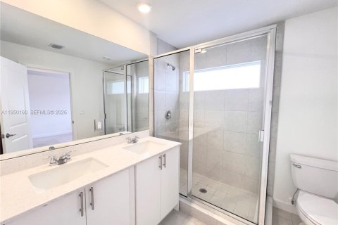 Снять в аренду таунхаус в Пемброк-Парк, Флорида 3 спальни, 118.54м2, № 2005766 - фото 10