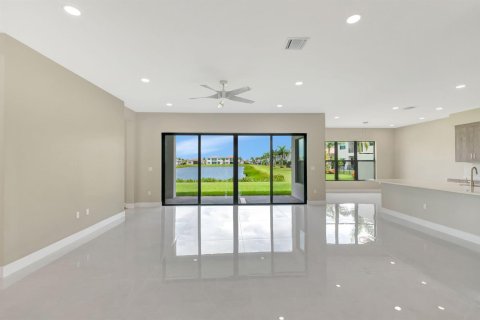 Villa ou maison à vendre à Boca Raton, Floride: 6 chambres, 495.17 m2 № 2082313 - photo 8