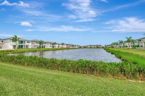 Villa ou maison à Boca Raton, Floride 6 chambres, 495.17 m2 № 2082313