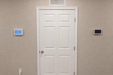 Villa ou maison à louer à Davenport, Floride: 1 chambre, 27.87 m2 № 2386429 - photo 2