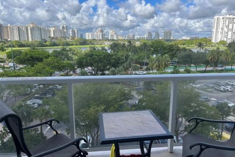 Condo in Aventura, Florida, 2 bedrooms  № 2013972