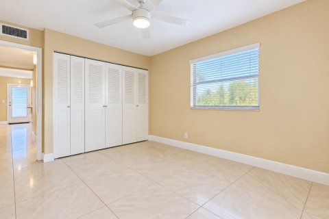 Copropriété à vendre à Delray Beach, Floride: 2 chambres, 81.75 m2 № 2390226 - photo 12