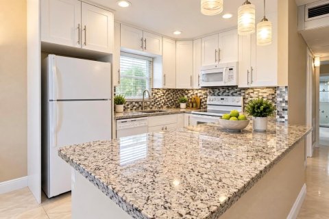 Copropriété à vendre à Delray Beach, Floride: 2 chambres, 81.75 m2 № 2390226 - photo 4