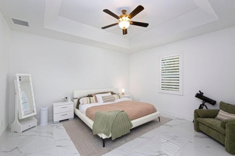 House in Okeechobee, Florida 3 bedrooms, 142.51 sq.m. № 2401238 - photo 19