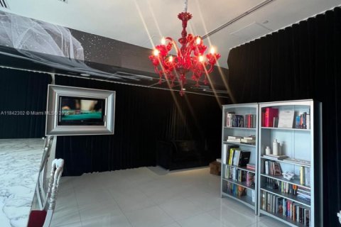 Купить кондоминиум в Майами, Флорида 1 спальня, 91.42м2, № 1982163 - фото 6
