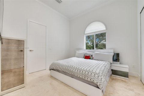 Casa en venta en Pinecrest, Florida, 5 dormitorios, 318.65 m2 № 1763416 - foto 12