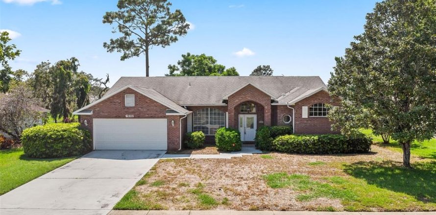 House in Port Orange, Florida 3 bedrooms, 178 sq.m. № 1853403