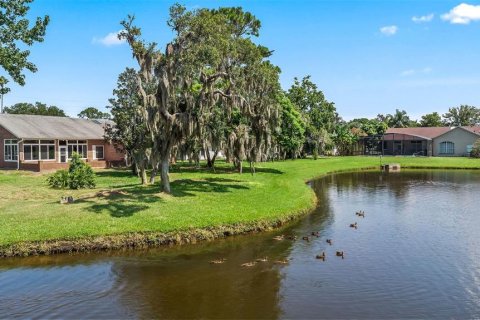 House in Port Orange, Florida 3 bedrooms, 178 sq.m. № 1853403 - photo 8