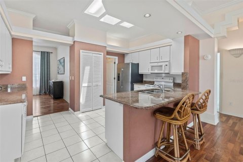 House in Port Orange, Florida 3 bedrooms, 178 sq.m. № 1853403 - photo 21