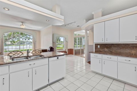 House in Port Orange, Florida 3 bedrooms, 178 sq.m. № 1853403 - photo 26
