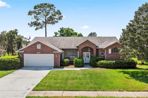 House in Port Orange, Florida 3 bedrooms, 178 sq.m. № 1853403 - photo 3