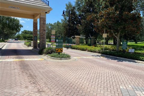 Casa en venta en Orlando, Florida, 5 dormitorios, 237.55 m2 № 2219510 - foto 3