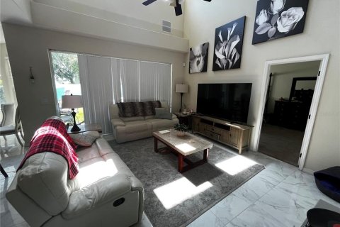 Casa en venta en Orlando, Florida, 5 dormitorios, 237.55 m2 № 2219510 - foto 15