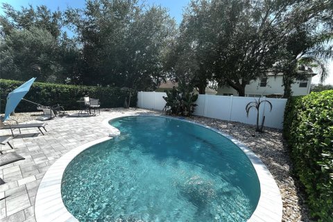 Casa en venta en Orlando, Florida, 5 dormitorios, 237.55 m2 № 2219510 - foto 18