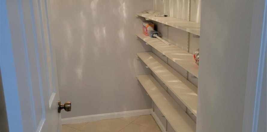 Condominio en Parkland, Florida, 2 dormitorios  № 1227009