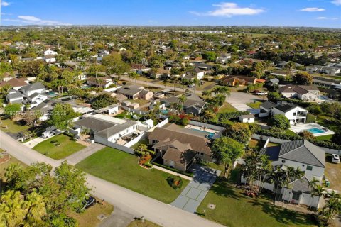 Купить виллу или дом в Майами, Флорида 4 спальни, 176.33м2, № 2052653 - фото 6