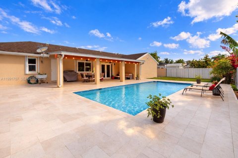Купить виллу или дом в Майами, Флорида 4 спальни, 176.33м2, № 2052653 - фото 18