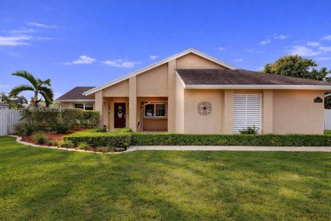 Купить виллу или дом в Майами, Флорида 4 спальни, 176.33м2, № 2052653 - фото 22