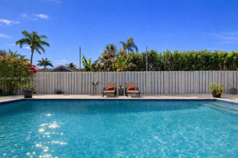 Купить виллу или дом в Майами, Флорида 4 спальни, 176.33м2, № 2052653 - фото 19