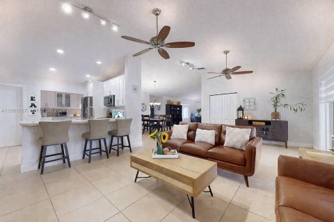 Купить виллу или дом в Майами, Флорида 4 спальни, 176.33м2, № 2052653 - фото 24