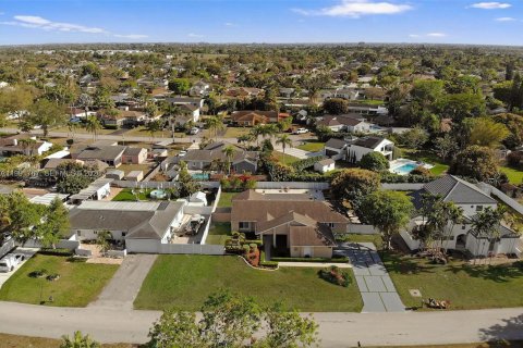 Купить виллу или дом в Майами, Флорида 4 спальни, 176.33м2, № 2052653 - фото 7