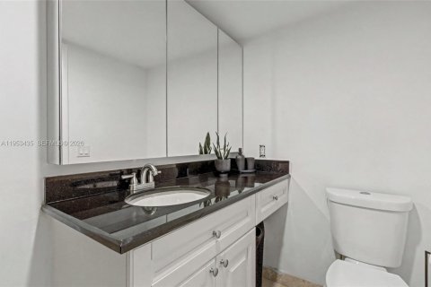 Снять в аренду кондоминиум в Авентура, Флорида 2 спальни, 113.34м2, № 2028903 - фото 15