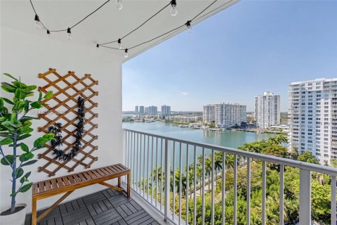 Снять в аренду кондоминиум в Авентура, Флорида 2 спальни, 113.34м2, № 2028903 - фото 4