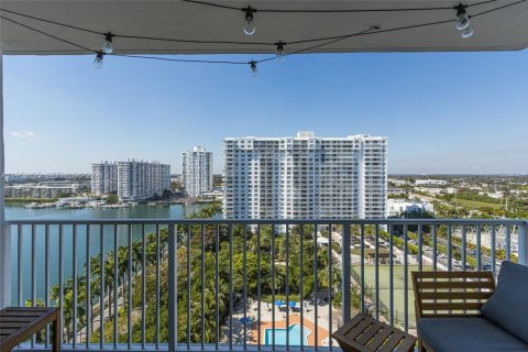 Снять в аренду кондоминиум в Авентура, Флорида 2 спальни, 113.34м2, № 2028903 - фото 5