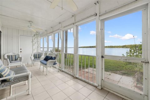 Condominio en venta en Welaka, Florida, 2 dormitorios, 110 m2 № 2214793 - foto 28