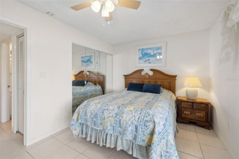 Condominio en venta en Welaka, Florida, 2 dormitorios, 110 m2 № 2214793 - foto 26