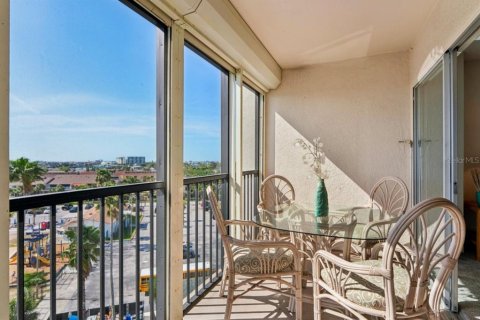 Copropriété à vendre à Treasure Island, Floride: 2 chambres, 98.94 m2 № 2092110 - photo 22