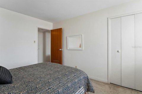 Copropriété à vendre à Treasure Island, Floride: 2 chambres, 98.94 m2 № 2092110 - photo 26