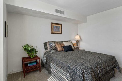 Copropriété à vendre à Treasure Island, Floride: 2 chambres, 98.94 m2 № 2092110 - photo 25