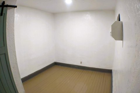 Снять в аренду квартиру в Нокомис, Флорида 2 комнаты, 1070.05м2, № 1561263 - фото 2