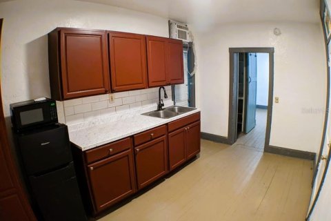 Снять в аренду квартиру в Нокомис, Флорида 2 комнаты, 1070.05м2, № 1561263 - фото 8