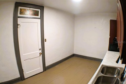 Снять в аренду квартиру в Нокомис, Флорида 2 комнаты, 1070.05м2, № 1561263 - фото 10
