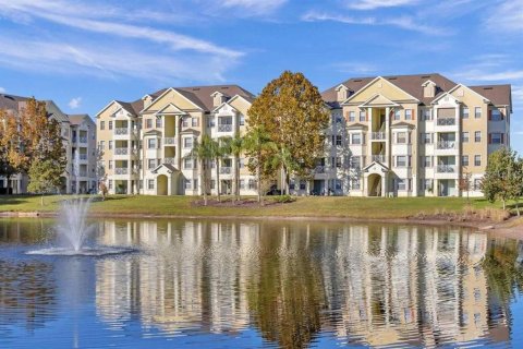 Condo in Kissimmee, Florida, 3 bedrooms № 2195238