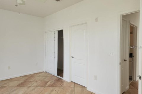 Condo in Kissimmee, Florida, 3 bedrooms  № 2195238 - photo 3