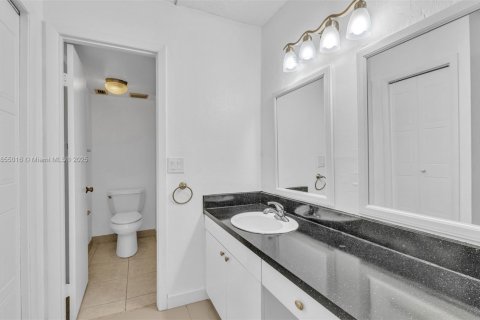 Condominio en venta en Weston, Florida, 2 dormitorios, 114.36 m2 № 1875128 - foto 25