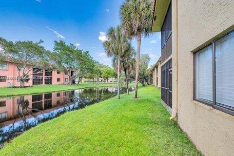 Condominio en venta en Weston, Florida, 2 dormitorios, 114.36 m2 № 1875128 - foto 5