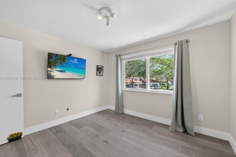 Condominio en venta en Plantation, Florida, 3 dormitorios, 148.46 m2 № 1993926 - foto 30