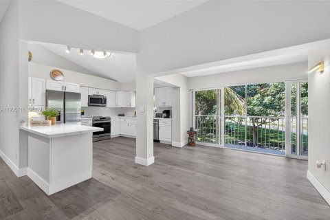 Condominio en venta en Plantation, Florida, 3 dormitorios, 148.46 m2 № 1993926 - foto 9