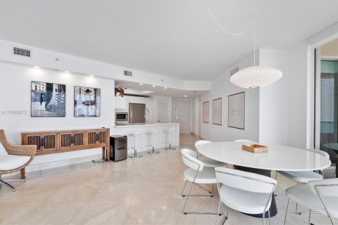 Снять в аренду кондоминиум в Санни-Айлс-Бич, Флорида 3 спальни, 138.33м2, № 2005617 - фото 18