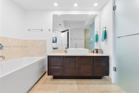 Снять в аренду кондоминиум в Санни-Айлс-Бич, Флорида 3 спальни, 138.33м2, № 2005617 - фото 27