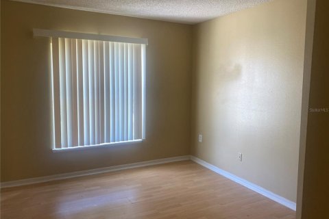 Villa ou maison à louer à Orlando, Floride: 3 chambres, 121.05 m2 № 2113832 - photo 10