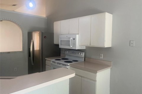 Villa ou maison à louer à Orlando, Floride: 3 chambres, 121.05 m2 № 2113832 - photo 3