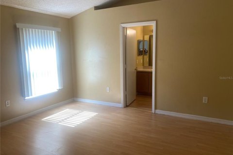 Villa ou maison à louer à Orlando, Floride: 3 chambres, 121.05 m2 № 2113832 - photo 7