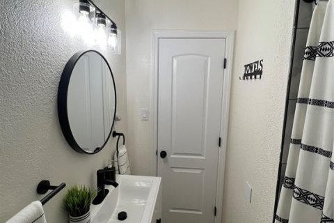 House in Clearwater, Florida 2 bedrooms, 80.27 sq.m. № 2227383 - photo 16