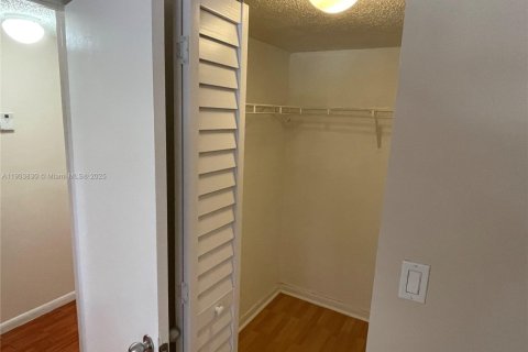 Copropriété à vendre à Davie, Floride: 2 chambres, 89.46 m2 № 1955302 - photo 24